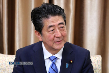 دیدار نخست وزیر ژاپن و هیئت همراه با مقام معظم رهبری