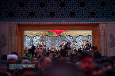 حضور میلیونی زائران حضرت اباعبد الله الحسین در کربلا