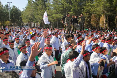 راهپیمایی یوم الله ۱۳ آبان در بیرجند