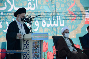 مراسم یوم الله ۲۲ بهمن با سخنرانی آیت الله حسینی بوشهری در رشت