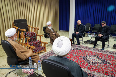 دیدار رئیس مجلس شورای اسلامی با مراجع تقلید در قم