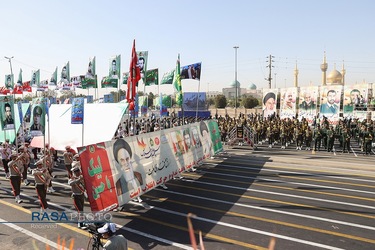 رژه نیروهای مسلح در آغاز هفته دفاع مقدس با حضور رئیس جمهور