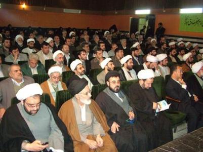 همبستگی مسلمانان بر ضد امپریالیسم بینالمللی باشد