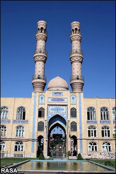 کتابخانه مرکزی حوزه علمیه طالبیه تبریز مرمت می شود