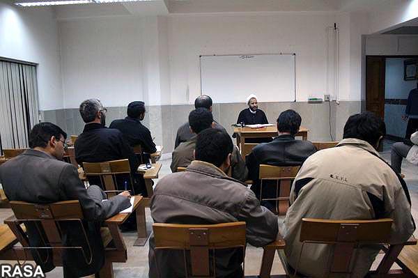 فعالیت‌های انجمن علمی زبان عربی دانشکده علوم حدیث تشریح شد