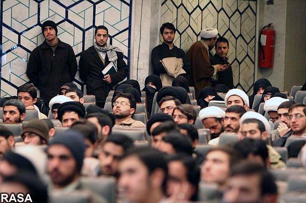 نشست علمی شیوههای تبلیغ مسیحیت برگزار شد
