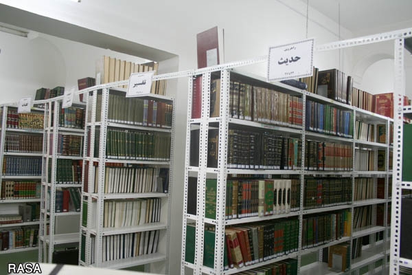 دفتر تبلیغات اسلامی با نهصد اثر دینی به نمایشگاه کتاب می رود