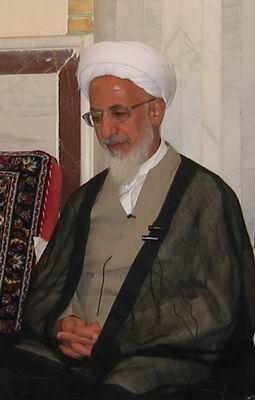نظر آیت الله جوادی آملی درباره اسراف و تضییع اموال