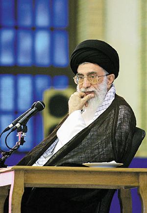 الحاق سازمان حج به مجموعه گردشگری شایسته نیست