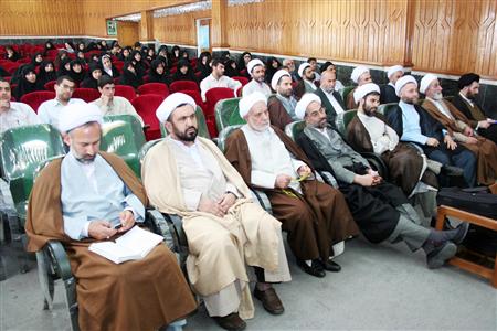 برگزاری سه همایش بزرگ علمی با حضور 2700 مبلغ در قم