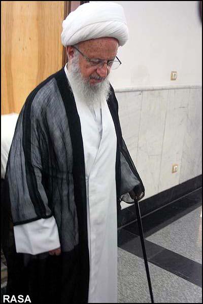 آيت الله مکارم شيرازي