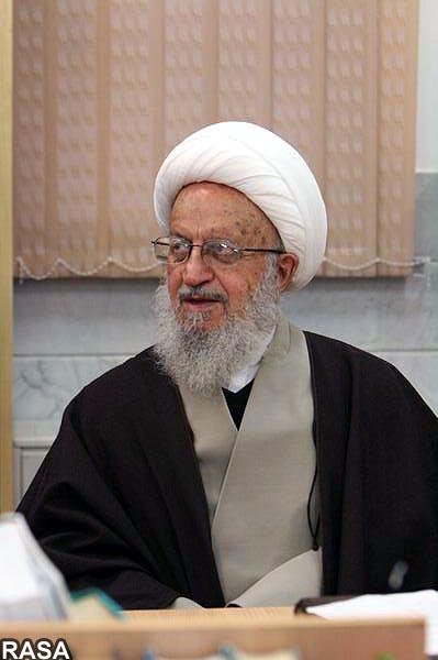 آيت الله مکارم شيرازي