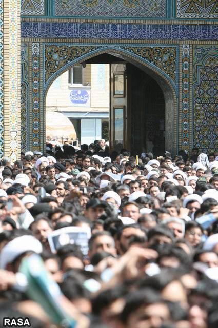 مراسم تشییع پیکر آیت الله بهجت آغاز شد