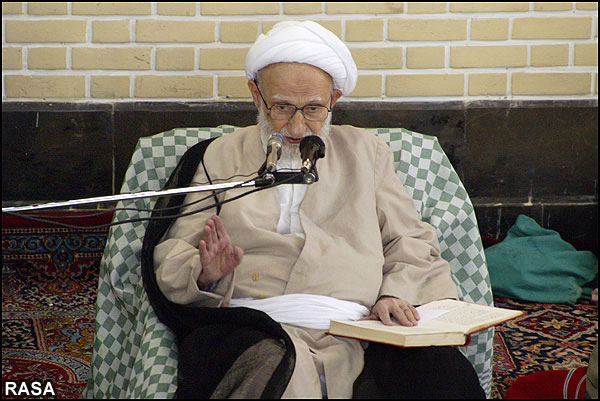 در ساخت فیلم مستند زندگی آیت الله بهجت نباید افراط و تفریط شود