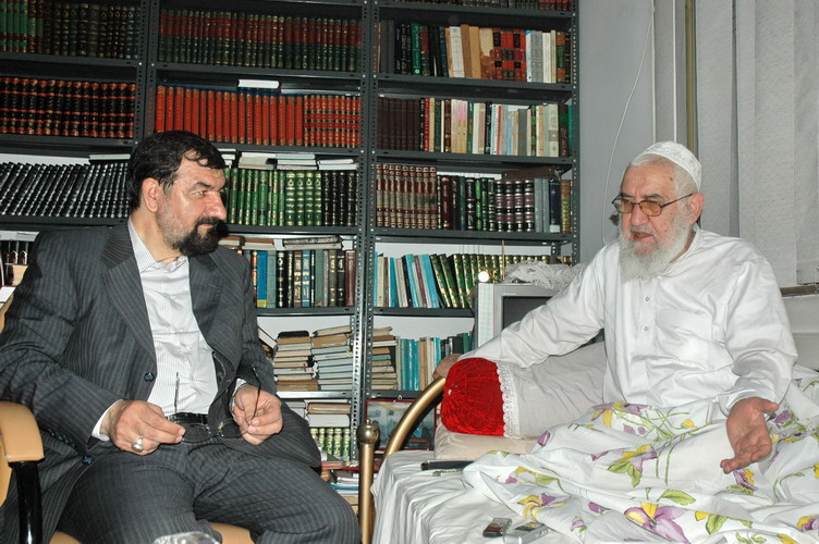 شعارهایی در حوزه اختیارات رییس جمهور بدهید
