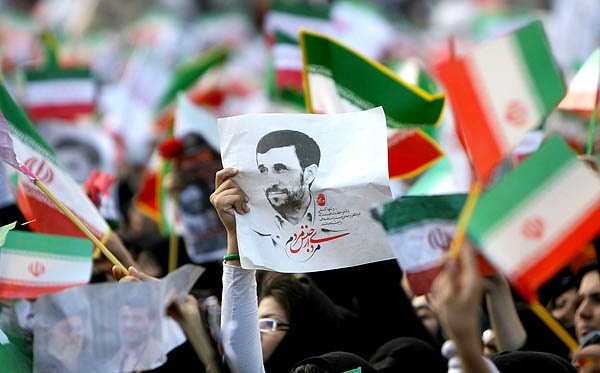 سونامی احمدی نژاد به تبریز رسید