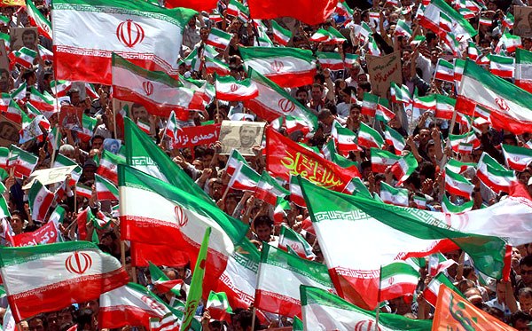 همایش بزرگ حامیان احمدی نژاد در مشهد برگزار می شود