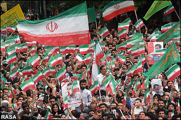 همایش اقتدار و وحدت مردم تهران به نمایش درآمد