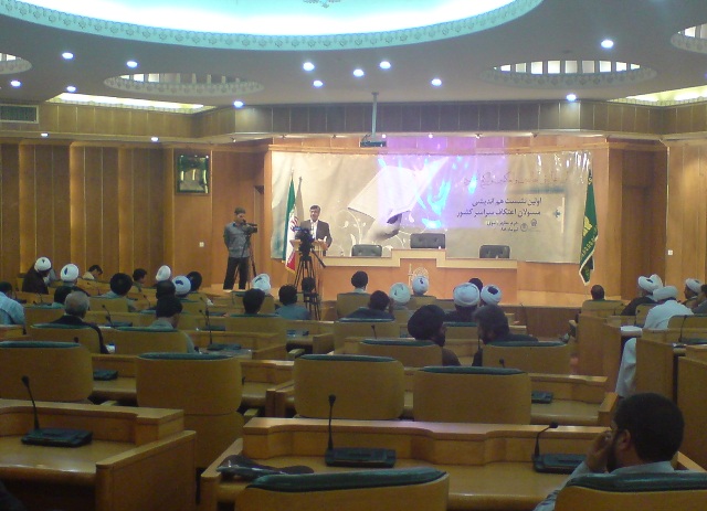 شکوفایی نظام اسلامی در زمینه های گوناگون حاصل مدیریت روحانیت است