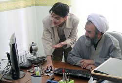 بازدید امام جمعه مراغه از دفتر شمال غرب خبرگزاری رسا