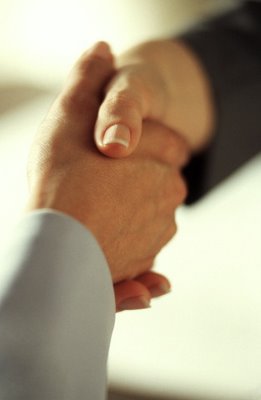 لا اختلاف ولا فرق بین الشیعة وأهل السنة فلطالما کانوا متحابین ومتعایشین على مرّ الدهور<BR>
<BR>