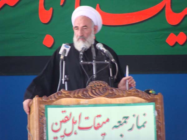 تبعیت از رهبری تنها به شعار نیست