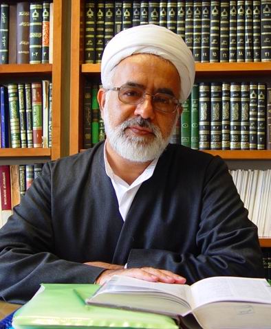علي‌محمد حكيميان مدير گروه حقوق پژوهشگاه حوزه و دانشگاه