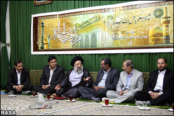 دیدار معاون عمرانی وزیر آموزش و پرورش با آیت الله موسوی جزایری