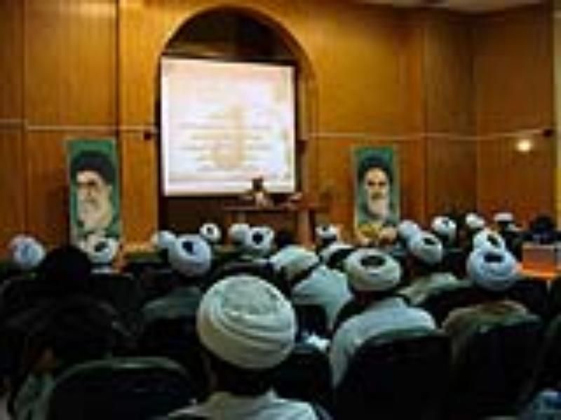 دوره آموزش پودمانی مرزبانی از مکتب اهل بیت در زاهدان آغاز شد