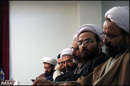 مرکز مدیریة الحوزة العلمیة یفتتح قسماً للردود العلمیة<BR>
