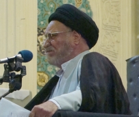 جدا کردن جوانان از روحانیت هدف اصلی تهاجم دشمن است