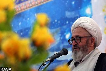 إقامة الصلاة فی أوقاتها بحاجة الى تثقیف وهی مسؤولیة جسیمة تقع على عاتق رجال الدین
