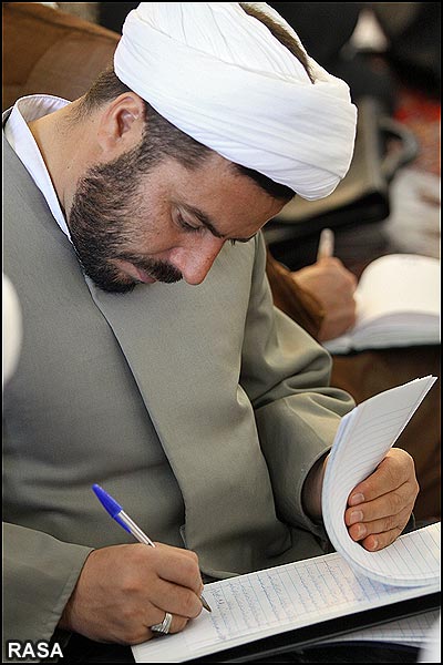 دروس سطح عالی و خارج حوزه تعطیل شد