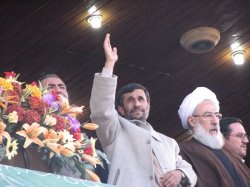 سفر رییس جمهور به تبریز به تعویق افتاد