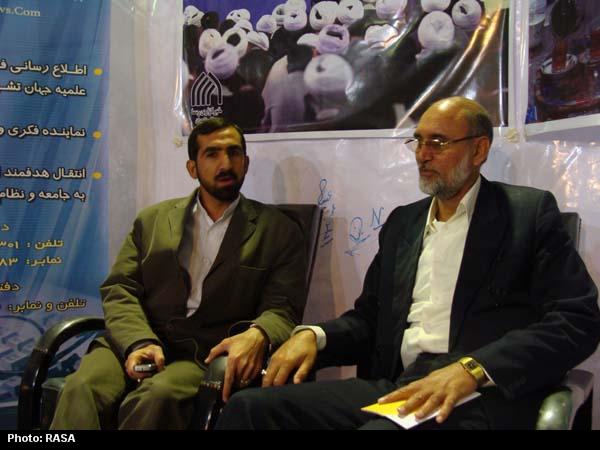 بازديد مديرکل ارشاد سيستان و بلوچستان از غرفه رسا