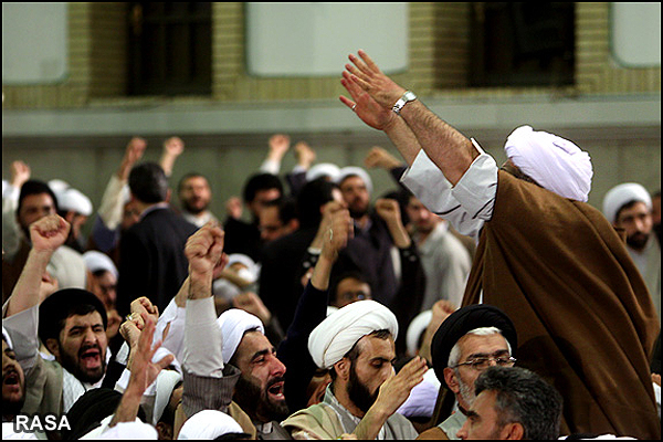 مدارس علوم دینی مشكین شهر توهین به ساحت امام راحل را محکوم کردند