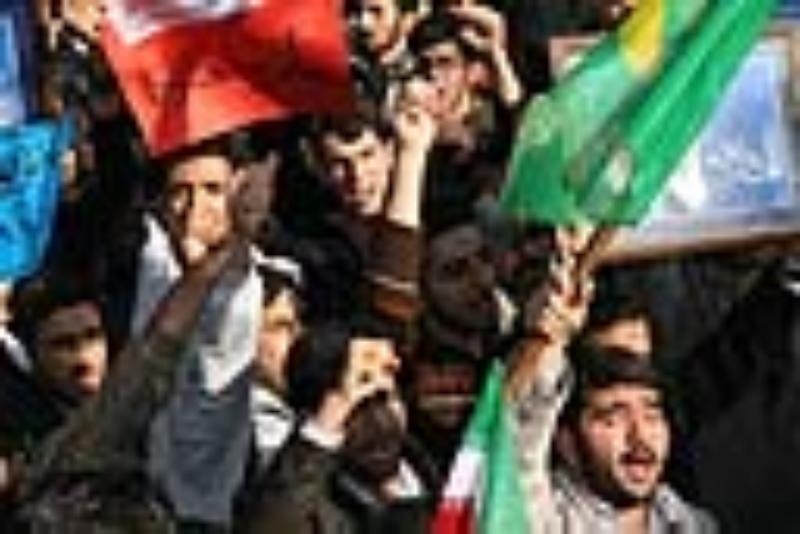 دانشگاهیان اصفهان ‌اهانت به ساحت‌ امام خمینی را محکوم کردند‌