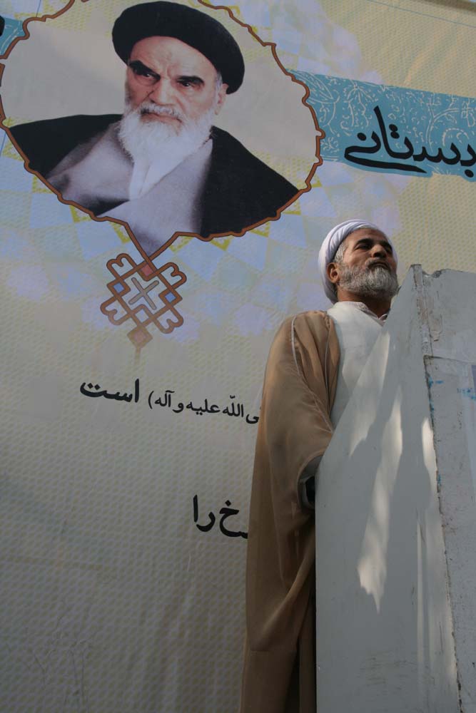 برخی می‌خواهند مخالفت خود را با اصل اسلام علنی کنند