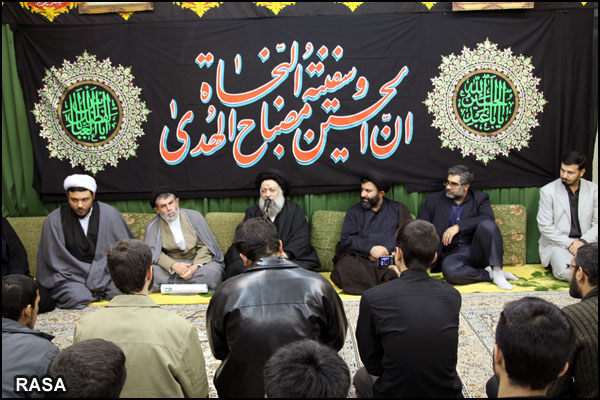حصول علم کو اجتھاد اور علم کے بلند مراتب تک جاری رکھیئے