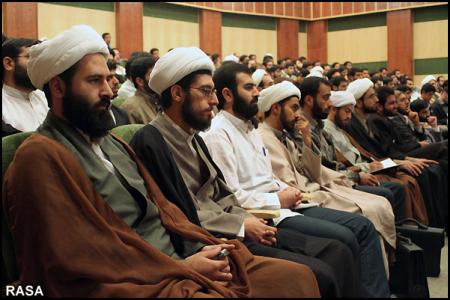 ندوة علمیة فی قم لمناقشة المجاز فی القرآن الکریم<BR>
