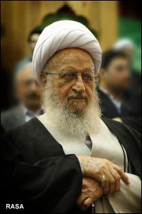 آیة الله مکارم الشیرازی یحذر من العمل بالخرافات وبثها ویؤکد عدم حجیة الرؤیا فی الإسلام<BR>