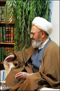 هزیمة السلفیین فی الدول العربیة جعلت تلک الشعوب تتعطش الى الکلام الإسلامی<BR>
