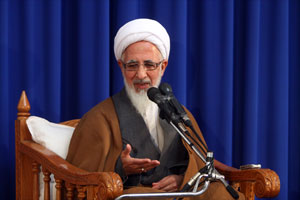 على أمریکا أن تعی أن الشعب الایرانی صامد کالجبل الأشم وکسلسلة جبال البرز<BR>
