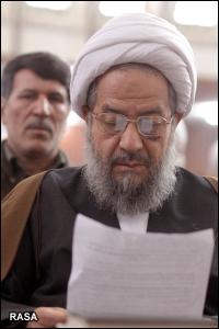 مدیر الحوزة العلمیة فی قم یدعو الى تحرک دولی شامل لوقف جرائم الکیان الصهیونی<BR>
