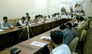 پوری دنیا امریکی اور اسرائیلی عزائم کو خاک میں ملانے اور اپنی بقاء کے لئے متحد ہو جائے