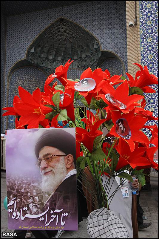 ??بھمن اسلامي جمہوريہ ايران کي پيروزي کا قم ميں جلوس