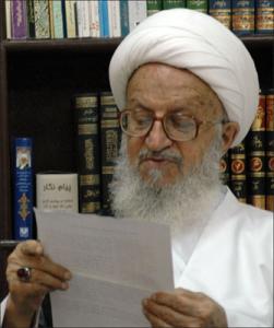 آیة الله مکارم الشیرازی یدین بشدة مجازر النظام اللیبی ضد شعبه