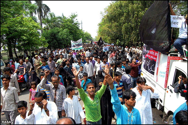 راهپيمايي مردم شهر لکهنو هند در اعتراض به کشتار مسلمانان در منطقه