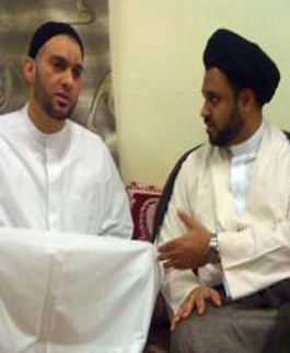 ديدار علماي شيعه بحرين با يكي از علماي آزاد شده از بند آل خليفه