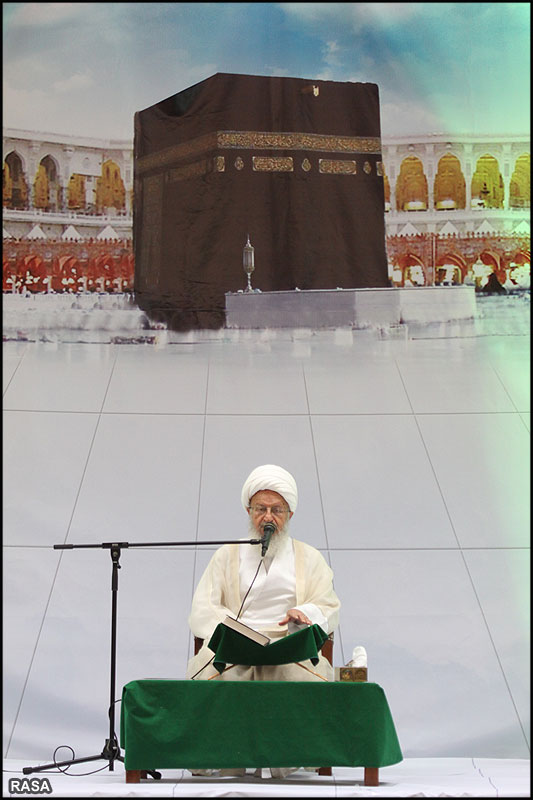 آيت الله مکارم شيرازي